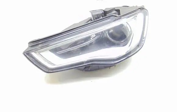 Audi A3 S3 8V Headlight/headlamp 8V0941031AE