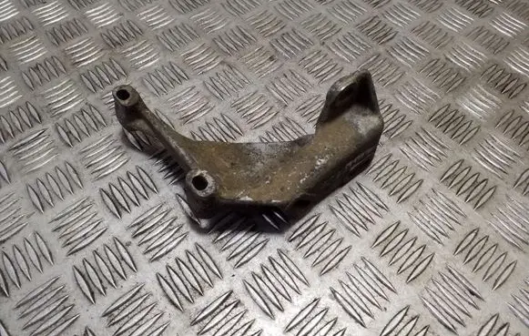 Audi 80 90 S2 B4 Power steering pump mounting bracket 068145531A