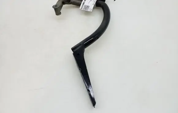 Tailgate/trunk/boot hinge