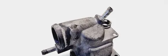 Mercedes-Benz C W203 Thermostat housing A6112030275