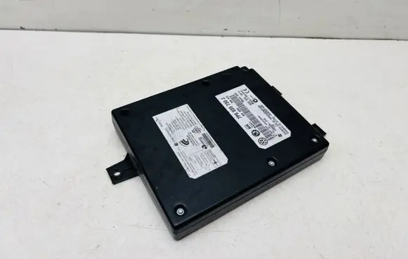 Volkswagen PASSAT B7 Bluetooth control unit module 7P6035730J