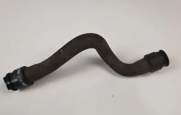 Peugeot 208 Engine coolant pipe/hose