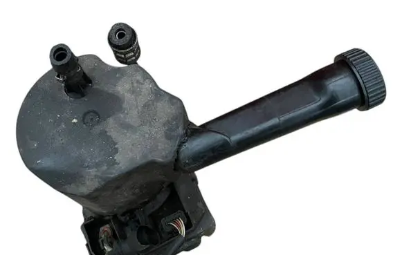 Peugeot 308 Power steering pump 9684554780