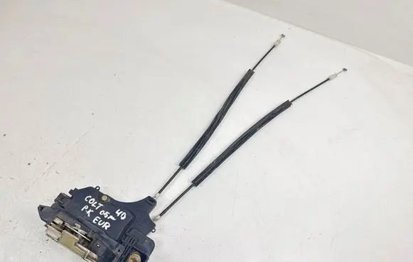 Mitsubishi Colt Front door lock