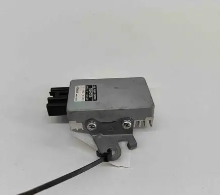 Toyota RAV 4 (XA40) Fuel injection pump control unit/module 1049935240 8957042030