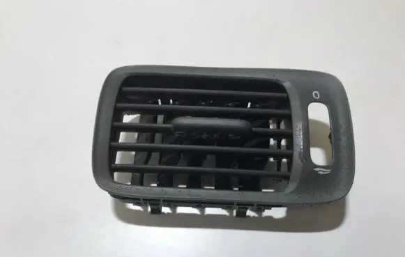 Volvo C70 Dash center air vent grill 9481654
