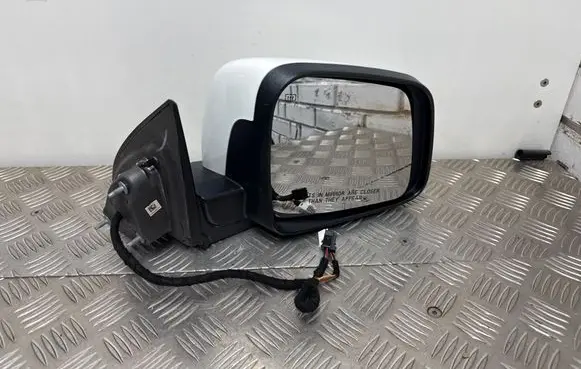 Front door electric wing mirror