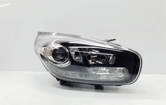 KIA Carens III Headlight/headlamp 92102A4 92102A4150 92102A4140