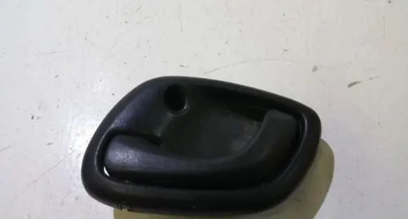 Suzuki Baleno EG Front door interior handle