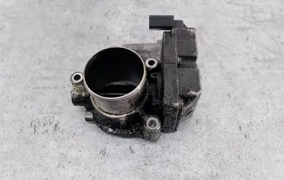 Renault Scenic II - Grand scenic II Throttle body valve 8200471660