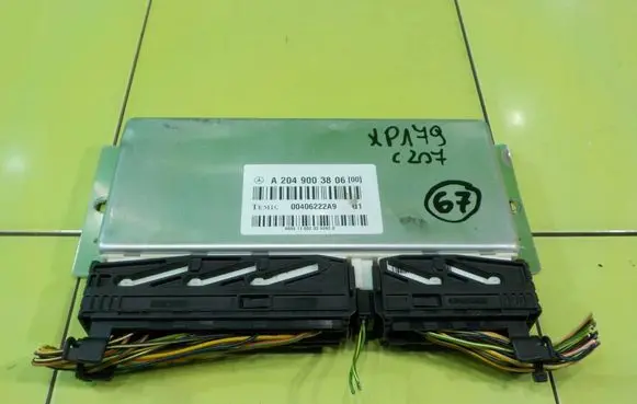 Mercedes-Benz E C207 W207 Other control units/modules A2049003806 XP179