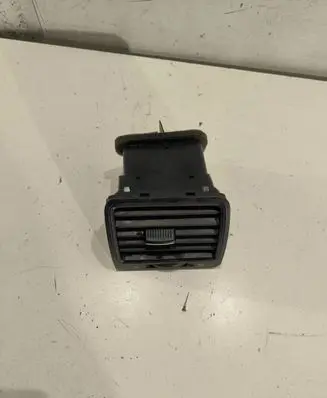 Volkswagen Golf V Dash center air vent grill 1K0819709