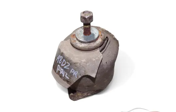 Audi A8 S8 D2 4D Gearbox mount 4D0399151C