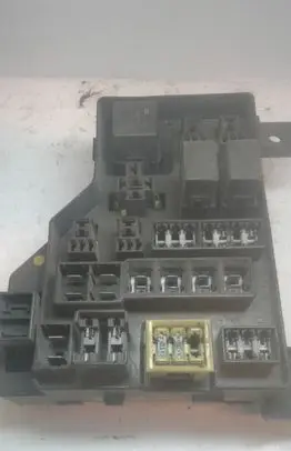 Volvo S40, V40 Fuse module 30862137