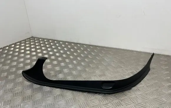 Mercedes-Benz E W213 Other trunk/boot trim element A2136902305