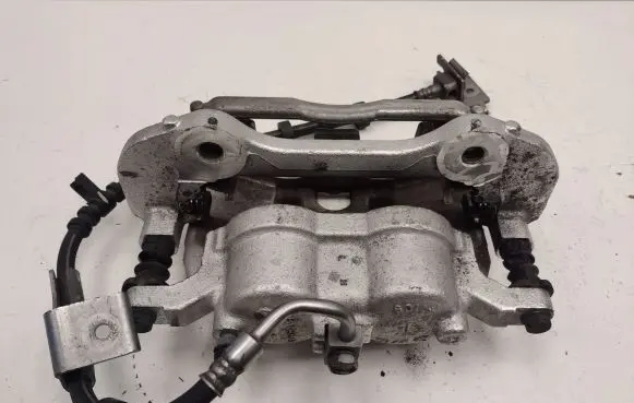 Chrysler Pacifica Front brake caliper 518AC A3WE4 518ACA3WE4