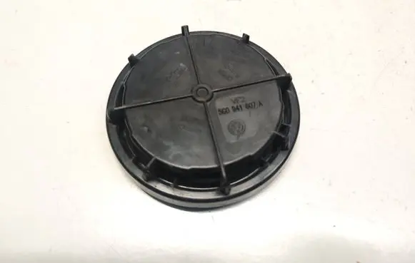 Headlight/headlamp dust cover