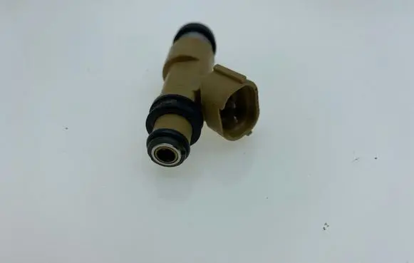 Subaru Legacy Fuel injector 009042123 16611AA68B 16611AA