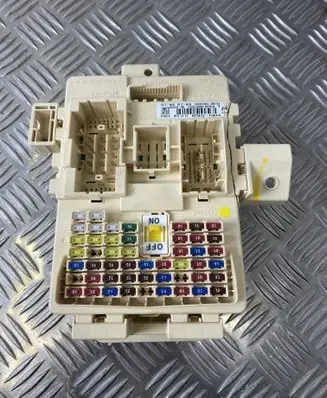 Hyundai Tucson TL Fuse module 91951D3530