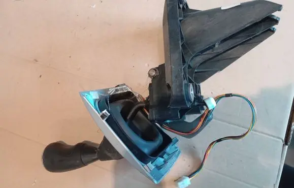 Dodge Caliber Gear shift rod 05062135AB 90787C