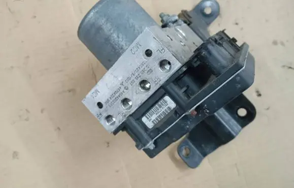 Smart ForFour I ABS Pump A4544202275 0265235097