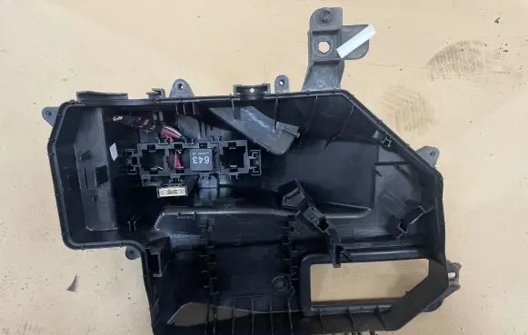 Audi A6 S6 C6 4F Fuse box set 4F1907355