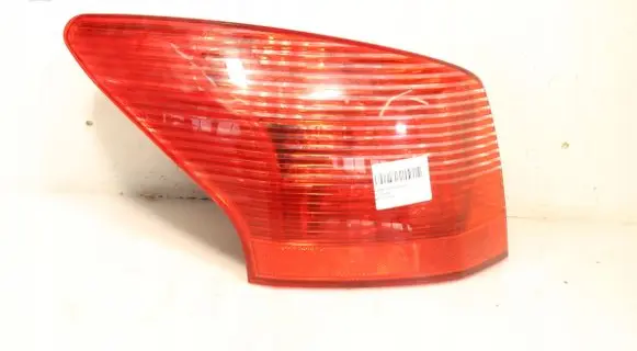 Peugeot 407 Rear/tail lights E203035