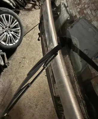 Peugeot 4007 Rear wiper blade arm