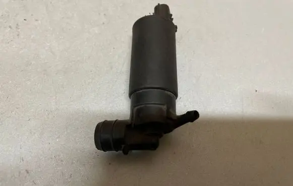 Toyota Corolla Verso E121 Headlight washer pump 