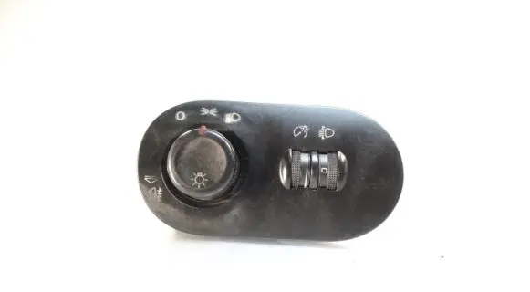 Seat Ibiza III (6L) Light switch