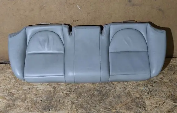 Jaguar XJ X350 Rear seat 