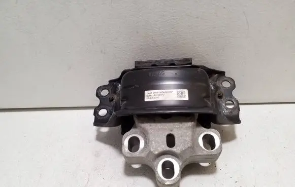 Audi Q3 F3 Engine mount bracket 5QA199555C 20042022