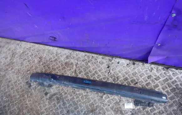 Volkswagen Polo IV 9N3 Rear bumper support beam 