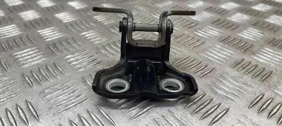 MG ZS Rear door upper hinge 50011625