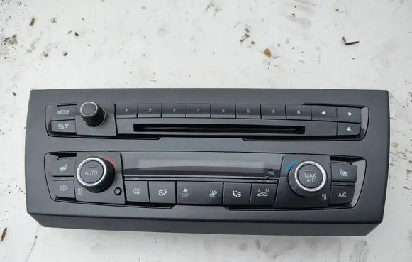 BMW 1 F20 F21 Climate control unit 17313810 9226785