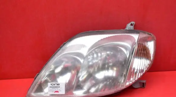 Toyota Corolla Verso E121 Headlight/headlamp