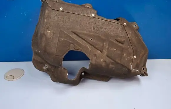Mazda CX-5 Engine splash shield/under tray SH01103H0