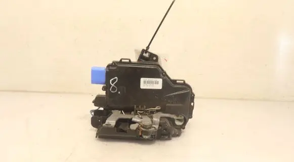 Skoda Fabia Mk2 (5J) Front door lock