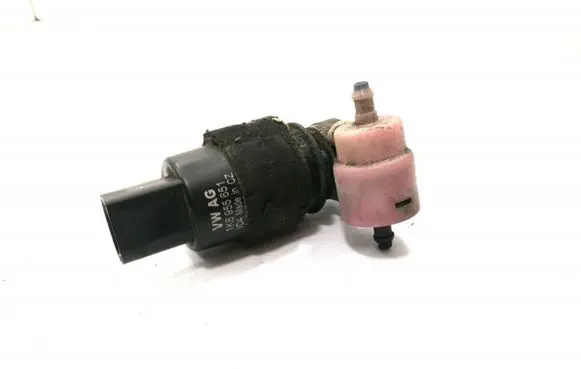 Audi A6 S6 C6 4F Windscreen/windshield washer pump 1K6955651