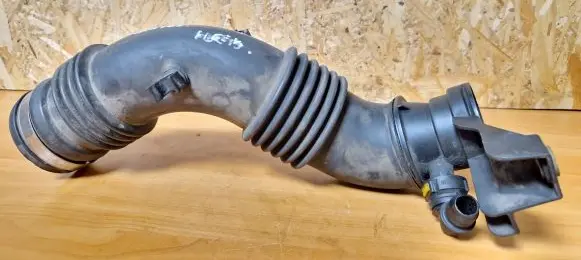 Renault Laguna II Air intake hose/pipe 8200353795
