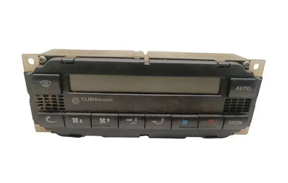 Volkswagen Golf IV Climate control unit 3B1907044B 5HB00761710