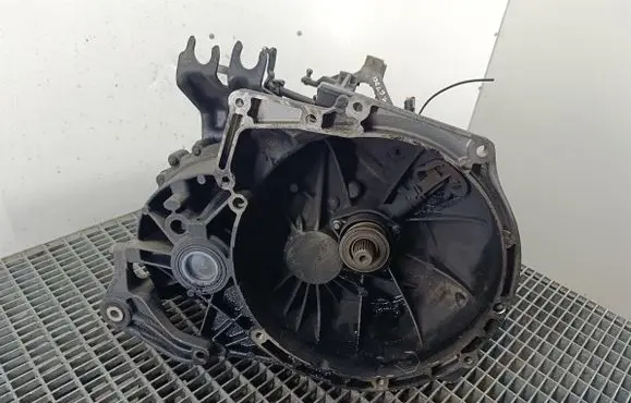 Ford Focus C-MAX Manual 5 speed gearbox 3M5R7002YF