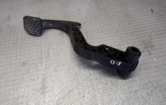 Clutch pedal