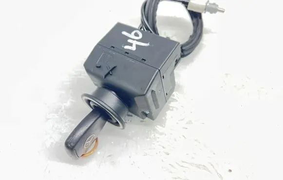 Mercedes-Benz CLK A209 C209 Ignition lock 2095451308