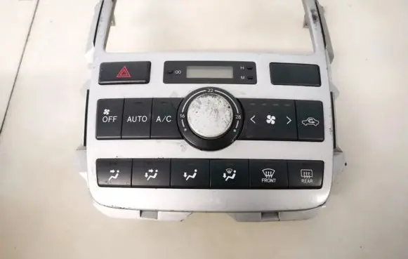 Toyota Avensis Verso Climate control unit 5590044490 55900-44490
