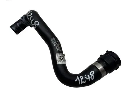 Volkswagen Touareg II Engine coolant pipe/hose 8W0122073B