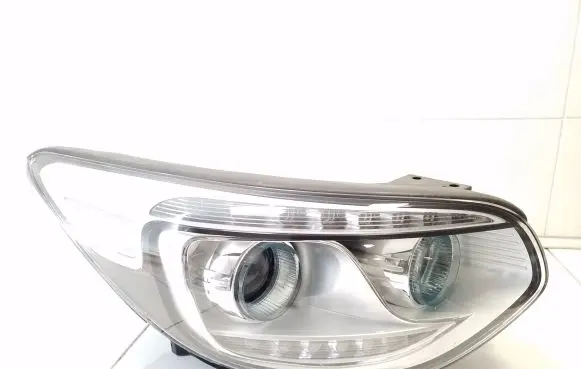 KIA Soul Headlight/headlamp 92102E4