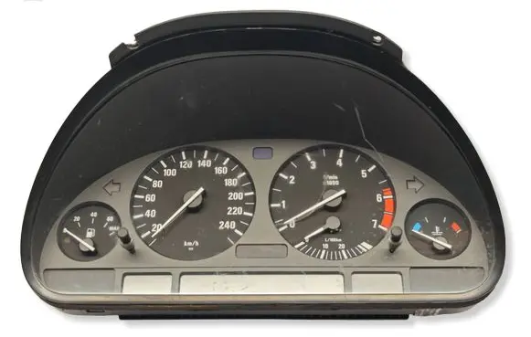 BMW 5 E39 Speedometer (instrument cluster) 8374336 038957 085360052