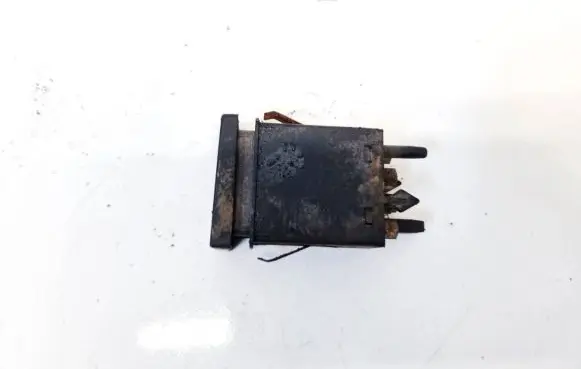 Volkswagen PASSAT B5 Windscreen/window heater switch 3b0959621c