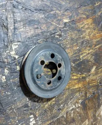 Audi A4 S4 B5 8D Power steering pump pulley 058145255D